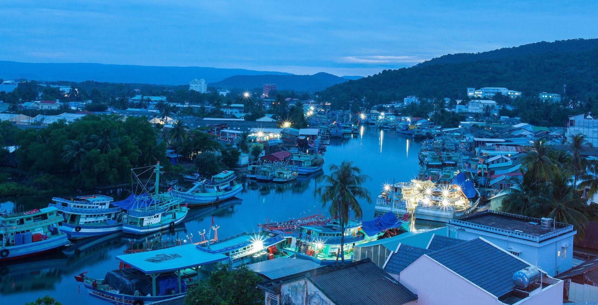 Blue Sky Phu Quoc Hotel Exterior foto